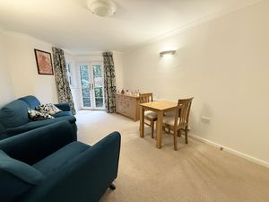 Photo 8- click for photo gallery